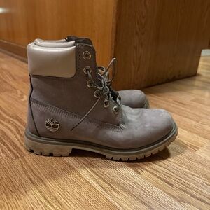 Timberland Women's Gray Leather Boots